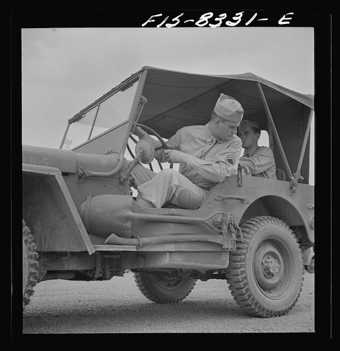 Fort Belvoir, Virginia. Sergeant George Camblair learning to drive a jeep