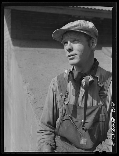 Anaconda smelter, Montana. Anaconda Copper Mining Company. Worker in the roasting furnace division