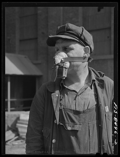 Anaconda smelter, Montana. Anaconda Copper Mining Company. Worker in the roasting furnace division