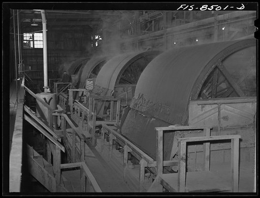 Anaconda smelter, Montana. Anaconda Copper Mining Company. Battery of Oliver filters. In these machines flotation concentrates are filtered from the liquid; from this operation the concentrates, which contain about twenty-six percent copper, go directly to the roasting furnace