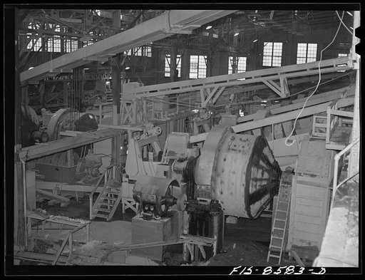 Anaconda smelter, Montana. Anaconda Copper Mining Company. Batteries of Hardinge ballmills reduce ore to the fineness of flour