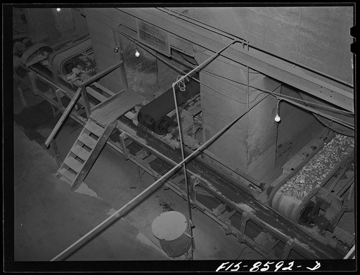 Anaconda smelter, Montana. Anaconda Copper Mining Company. Conveyor systems transport ore to and from processes in concentration and smelting