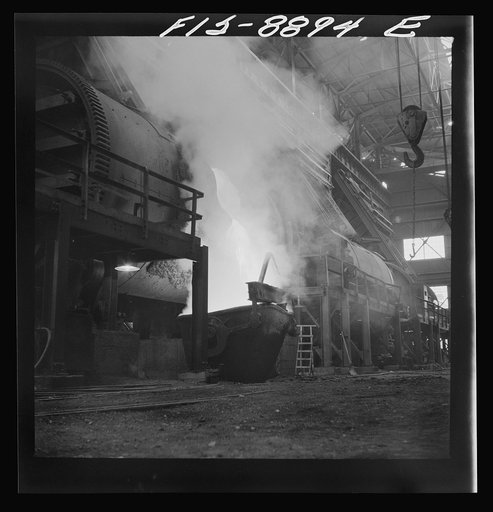 Anaconda smelter, Montana. Anaconda Copper Mining Company. Pouring copper from a converter into a ladle