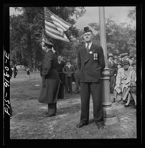 Detroit (vicinity), Michigan. Ceremonies at the presentation of the Army and Navy E award to the Briggs manufacturing company. Worker who is a war veteran