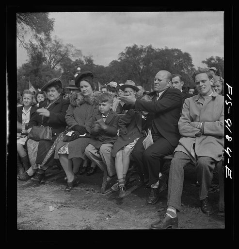 Detroit (vicinity), Michigan. Ceremonies at the presentation of the Army and Navy E award to the Briggs manufacturing company. Workers listening to the presentation speech
