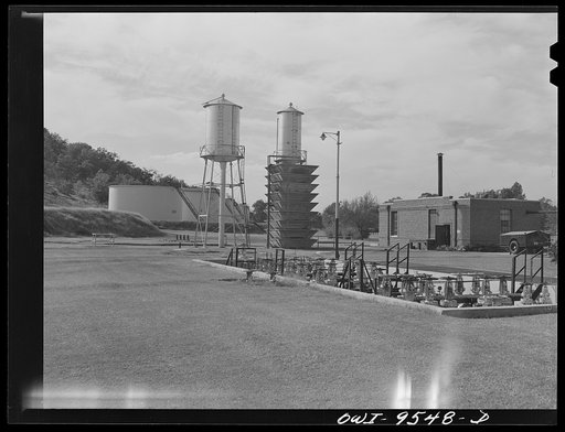Tulsa, Oklahoma. Valve manifold and pump house at the Tulsa station of the Great Lakes pipeline company