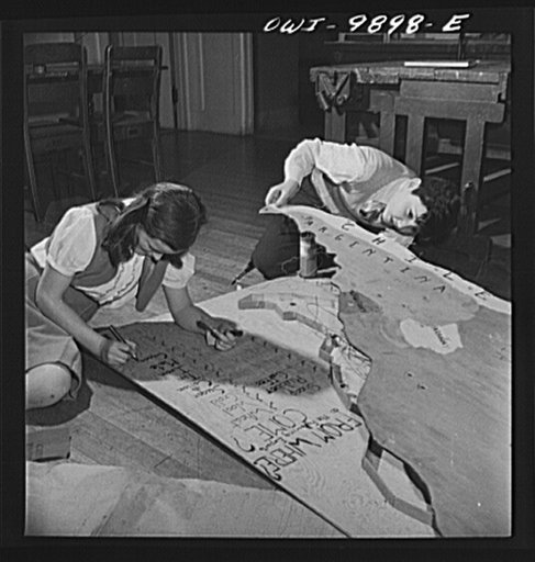 New York, New York. The Lincoln School of Teachers' College, Columbia University. Sixth graders working on an illuminated map of South America, showing resources