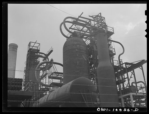 Tulsa, Oklahoma. Crude pipe stills at the Mid-continent refinery