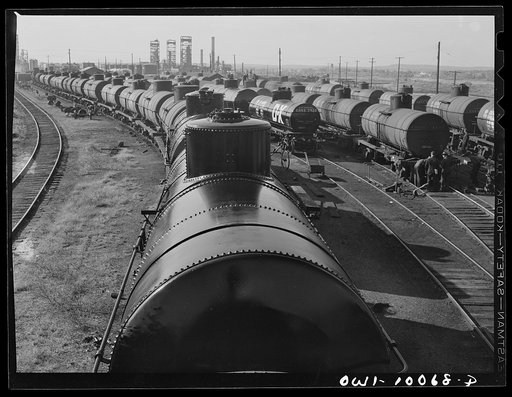Tulsa, Oklahoma. Tank cars at the Mid-continent refinery