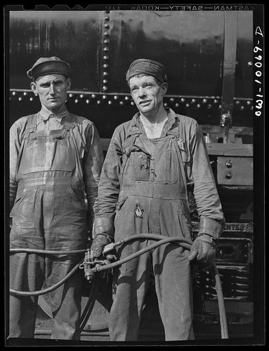 Tulsa, Oklahoma. Workers at the Mid-continent refinery