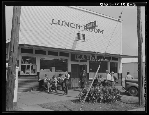 Tulsa, Oklahoma. Lunch room near the entrance to the Mid-continent refinery