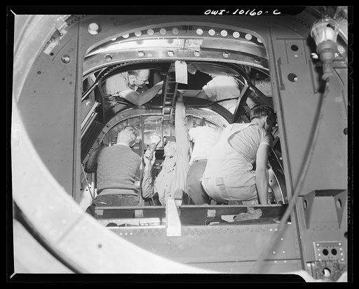 De Soto bomber plant, Detroit, Michigan. Inspection operation