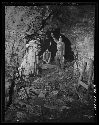 Pittsburgh, Pennsylvania (vicinity). Montour no. 4 mine of the Pittsburgh Coal Company. Measuring for a new tunnel