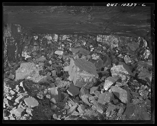 Pittsburgh, Pennsylvania (vicinity). Montour no. 4 mine of the Pittsburgh Coal Company. A face of coal shot down by blasting with Cordox shell