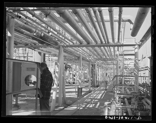 Untitled photo, possibly related to: Phillips gasoline plant
