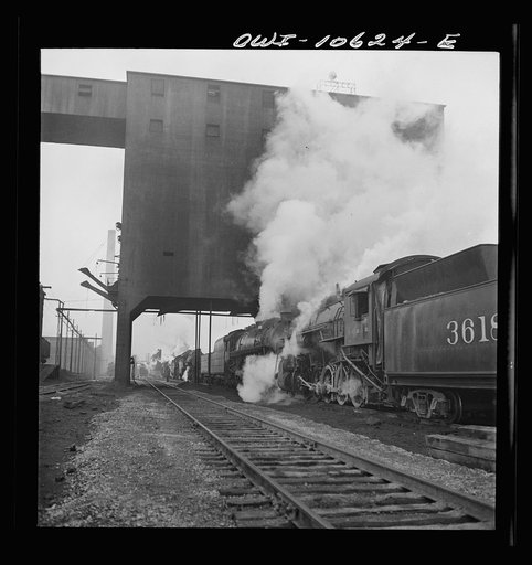Chicago, Illinois. Engines lined up at coaling station at an Illinois Central Railroad yard