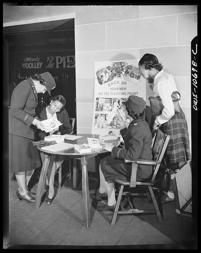 Washington, D.C. Information is given to young women's Army Auxiliary Corps by Lieutenant Harriet West and Lieutenant Mildred Osby