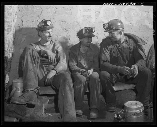 Pittsburgh, Pennsylvania (vicinity). Montour no. 4 mine of the Pittsburgh Coal Company. The "bean hole"