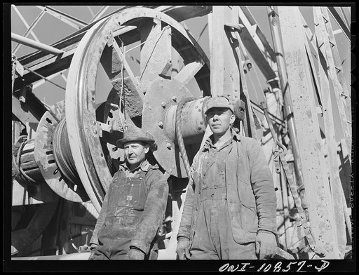 Moore County, Texas. Cable tool driller and his tool dresser