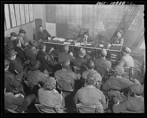 Pittsburgh, Pennsylvania (vicinity). Montour no. 4 mine of the Pittsburgh Coal Company. Meeting of mine foreman to talk over increased production