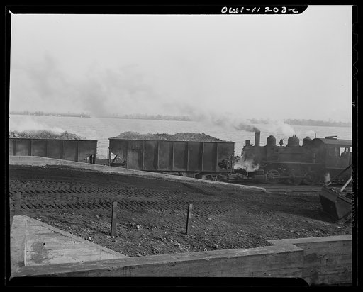 Hanna furnaces of the Great Lakes Steel Corporation. Detroit, Michigan. Transporting coke in freight cars
