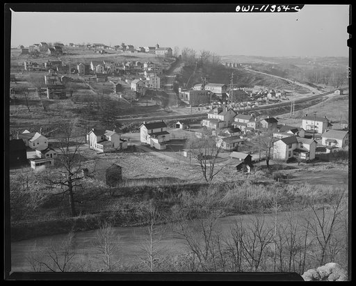 Pittsburgh, Pennsylvania (vicinity). Montour no. 4 mine of the Pittsburgh Coal Company, and village