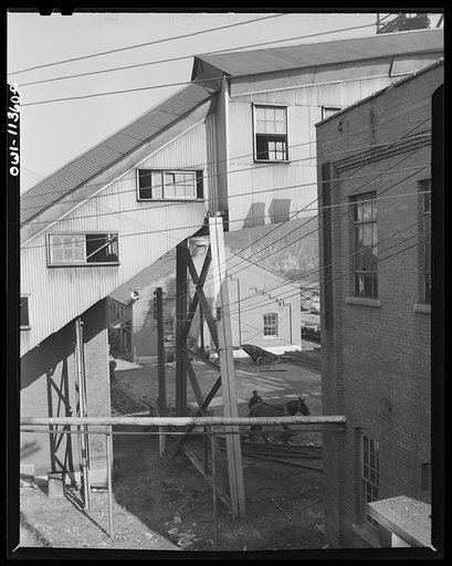 Pittsburgh, Pennsylvania (vicinity). Montour no. 4 mine of the Pittsburgh Coal Company