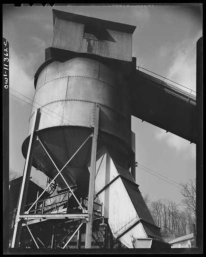 Untitled photo, possibly related to: Pittsburgh, Pennsylvania (vicinity). Montour no. 4 mine of the Pittsburgh Coal Company. Tipple and slate conveyor