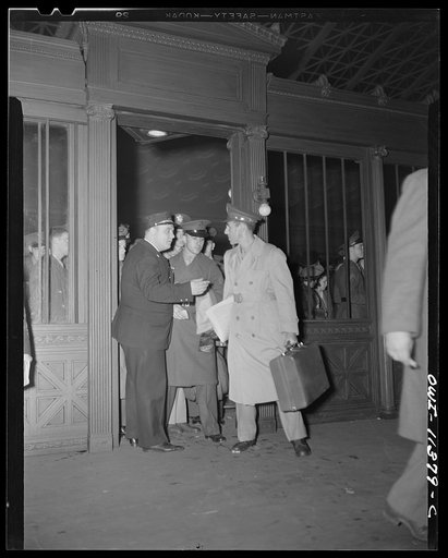 Washington, D.C. Soldiers being permitted through the concourse gate at the Union Station