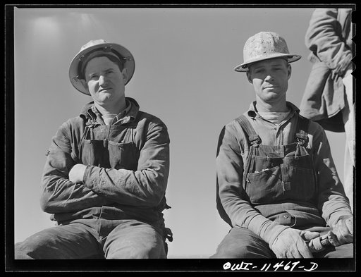 Sherman County, Texas. Roughnecks on core drilling crew for the Phillips Petroleum Company