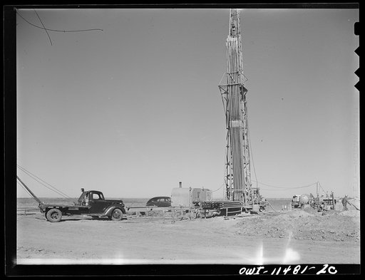 Sherman County, Texas. Wildcat well drilling a core