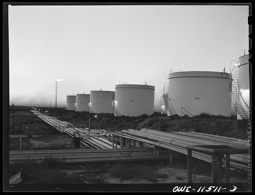 Phillips gasoline plant. Borger, Texas. Storage tanks and pipelines