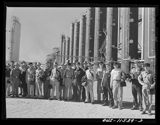 Phillips gasoline plant. Borger, Texas. Change of shift