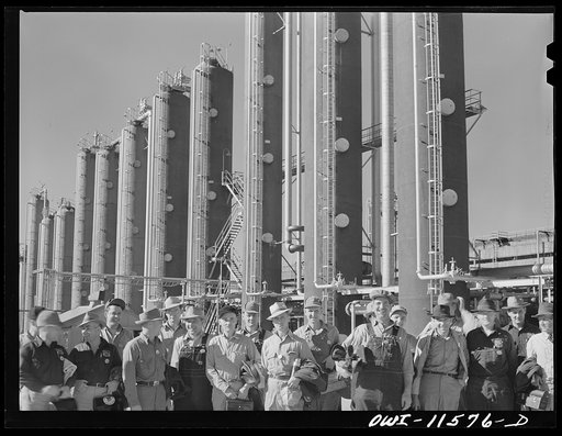 Phillips refinery. Borger, Texas. Change of shift