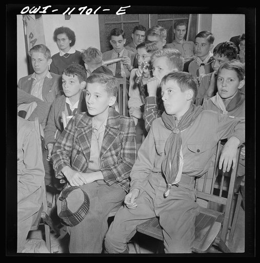 Lititz, Pennsylvania. Boy Scouts listening to lecture on German bombs during their training as messengers