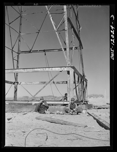 Andrews County, Texas. Derrick builders at lunch