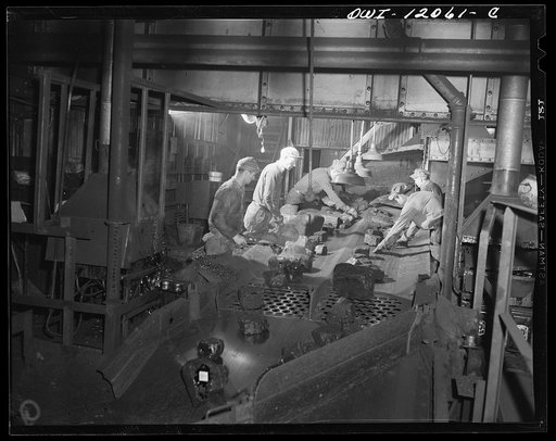 Pittsburgh, Pennsylvania (vicinity). Champion no. 1 coal cleaning plant. Cleaning coal