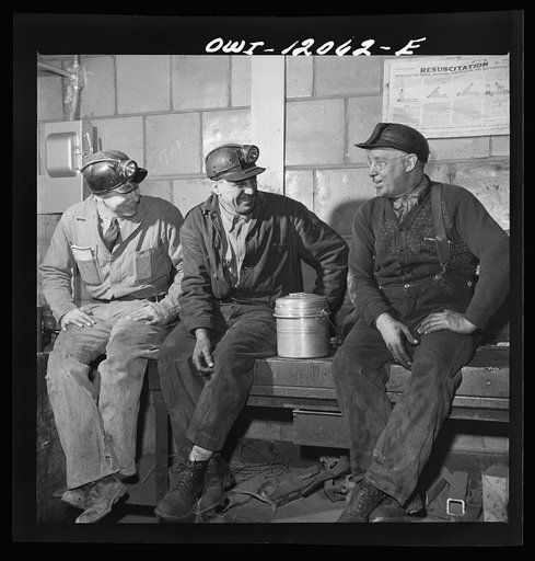 Pittsburgh, Pennsylvania (vicinity). Montour no. 4 mine of the Pittsburgh Coal Company. Lunch time in the machine shop