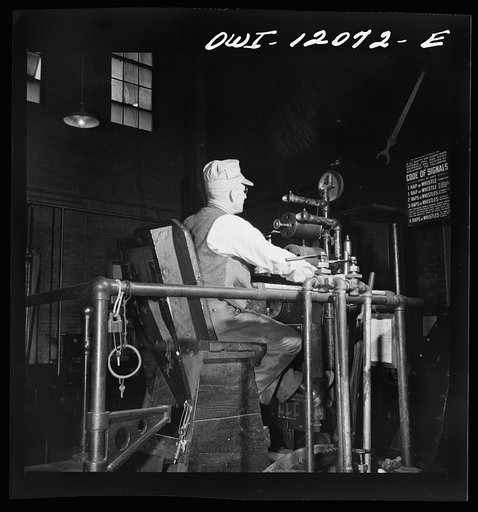 Pittsburgh, Pennsylvania (vicinity). Montour no. 4 mine of the Pittsburgh Coal Company. Hoist in the tipple house