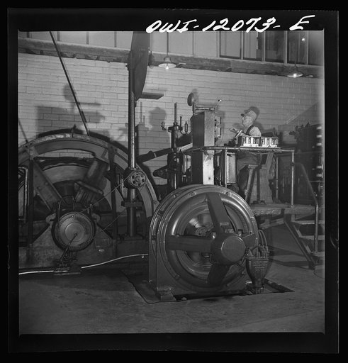 Pittsburgh, Pennsylvania (vicinity). Montour no. 4 mine of the Pittsburgh Coal Company. Hoist in the tipple house