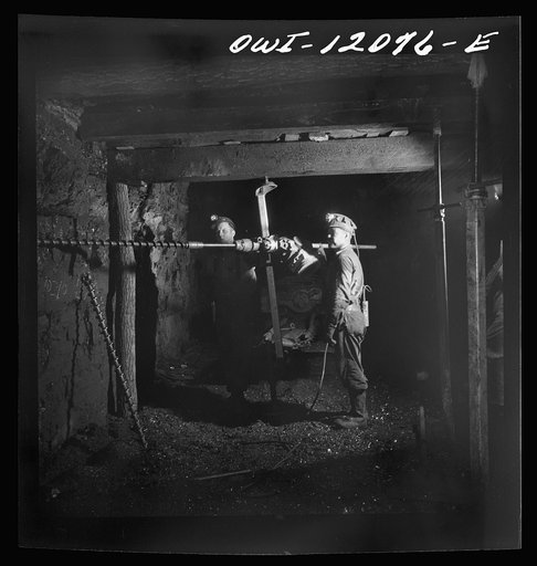Pittsburgh, Pennsylvania (vicinity). Montour no. 4 mine of the Pittsburgh Coal Company. Drilling prior to blasting