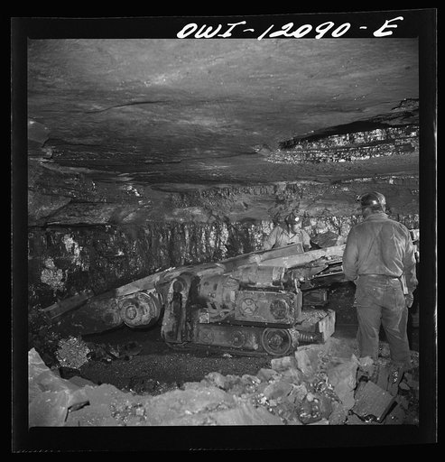 Pittsburgh, Pennsylvania (vicinity). Montour no. 4 mine of the Pittsburgh Coal Company. Gathering coal