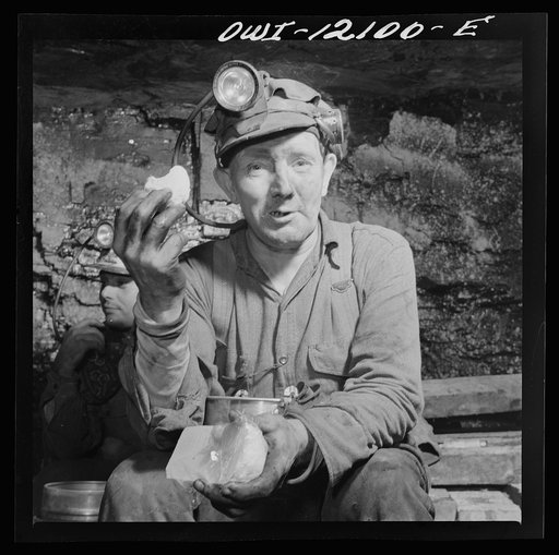 Pittsburgh, Pennsylvania (vicinity). Montour no. 4 mine of the Pittsburgh Coal Company. Noon in the "bean hole"
