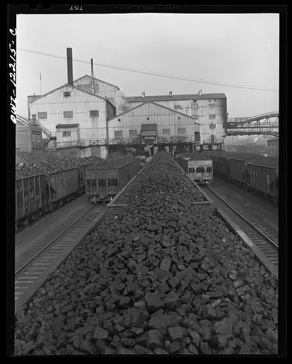 Pittsburgh, Pennsylvania (vicinity). Champion no. 1 cleaning plant