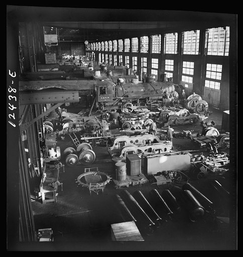 Untitled photo, possibly related to: Chicago, Illinois. The Chicago and Northwestern Railroad locomotive repair shop