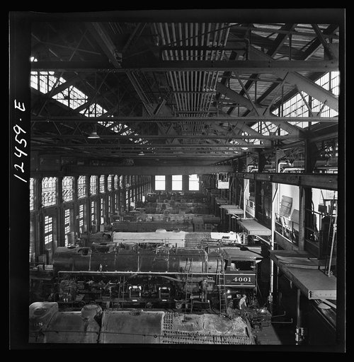 Chicago, Illinois. General view of a Chicago and Northwestern Railroad locomotive repair shop
