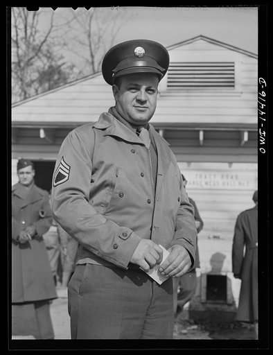 Fort Belvoir, Virginia. Mess Sergeant Charles Dolo
