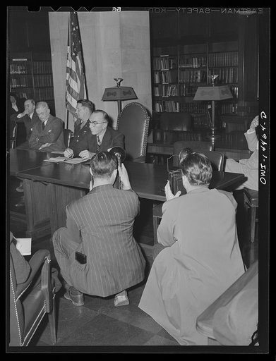 Washington, D.C. Captain "Eddie" Rickenbacker at a press conference