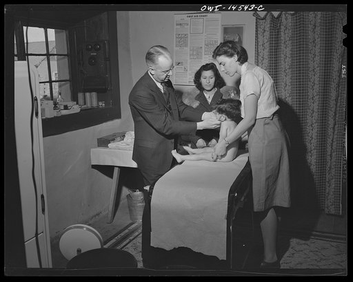 Penasco, New Mexico. Well baby clinic operated by the Taos County cooperative health association