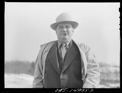 Pennsylvania section of the war emergency twenty-four inch pipeline to carry oil from Texas fields to eastern refineries, completed in July 1943. Charlie Boatman, government inspector on the war emergency twenty-four inch pipeline to carry oil from Texas to eastern refinereies. He has worked in Sout